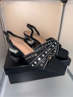 Forever Black Low Block Heels with Crystals & Silver Studs Sandals Size 8.5